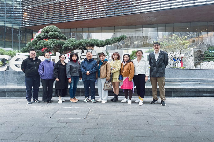 荣誉学院导师团队赴深圳腾讯总部参访学习(图2)